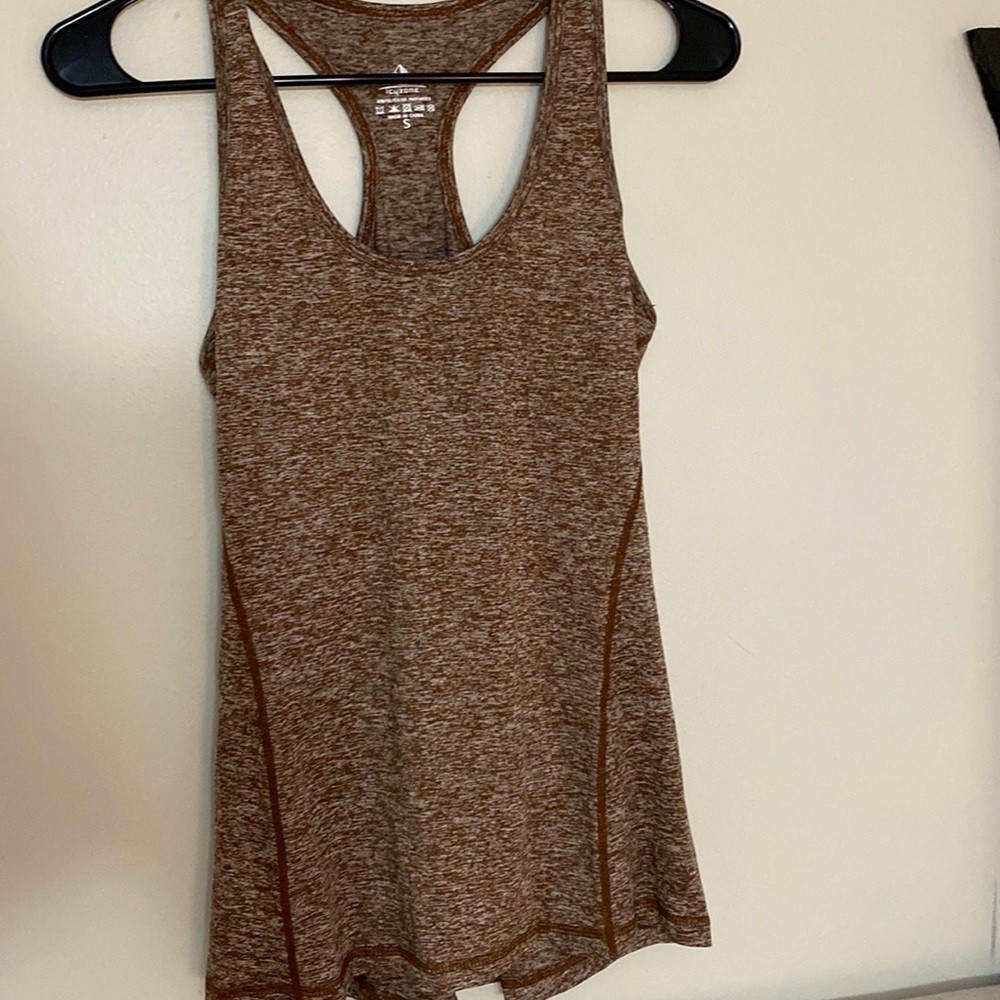 2 icy zone workout tanks. New!